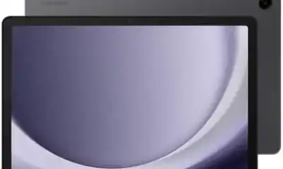 Tela de laptop moderna com design minimalista.