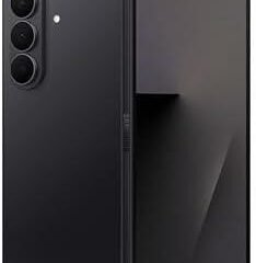 Smartphone Galaxy S21 com câmera tripla e tela sem costura, tecnologia avançada.