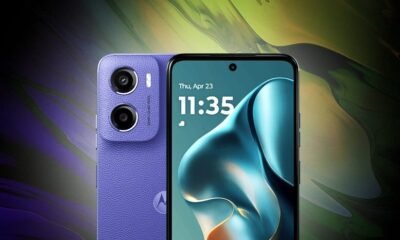 Smartphone Motorola com câmera tripla e tela de alta resolução, tecnologia mobile avançada.