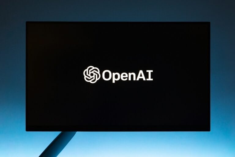 OpenAI, inteligência artificial e tecnologia de ponta.