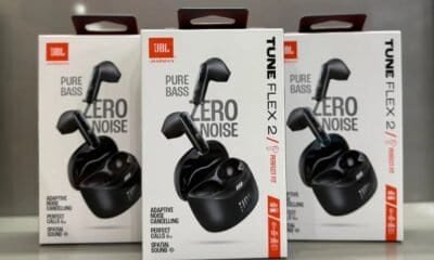 Fones de ouvido JBL Tune Flex 2 com cancelamento de ruído, ideal para música e chamadas.