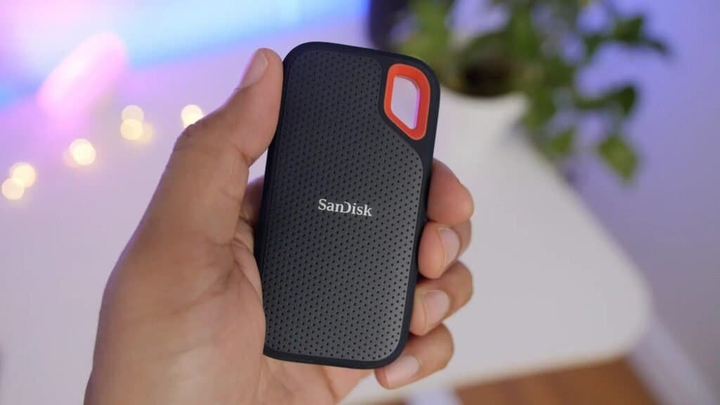 SanDisk SSD portátil para armazenamento de dados, velocidade e segurança em tecnologia.