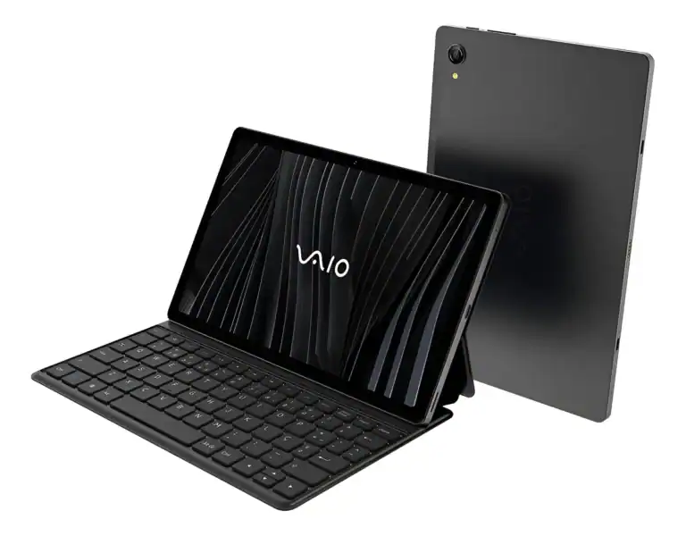 Smartphone com teclado portátil, tecnologia e inovação.