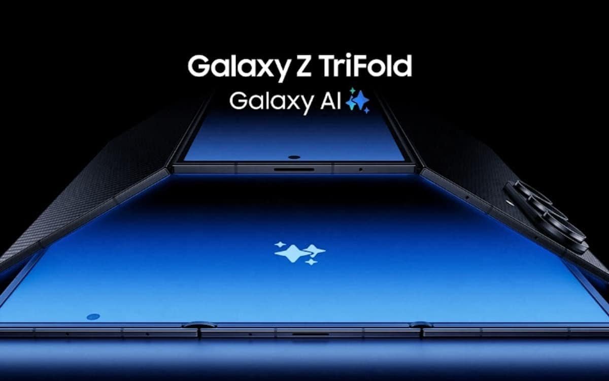 Imagem do celular Galaxy Z Fold com design inovador e tecnologia avançada.