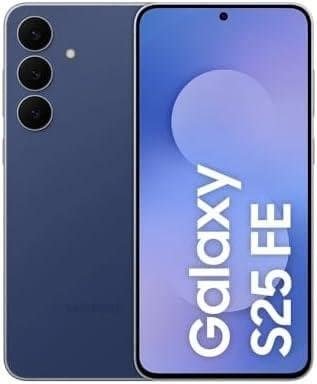Imagem de um smartphone Samsung Galaxy S25 FE com três câmeras traseiras e tela grande, destacando t.