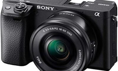Câmera Sony Alpha com lente de alta qualidade, ideal para fotografia e vídeos profissionais, com rec.