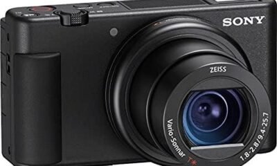 Câmera Sony compacta com lente Zeiss Vario-Sonnar T* para fotos de alta qualidade.