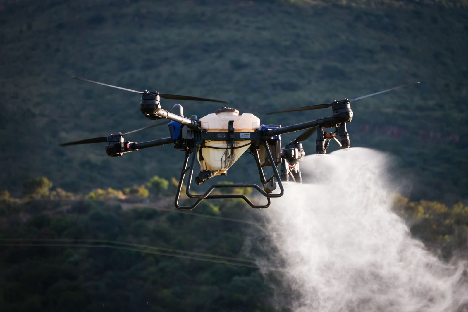 Drones na Topografia: Como Mapear Terrenos Antes da Terraplanagem
